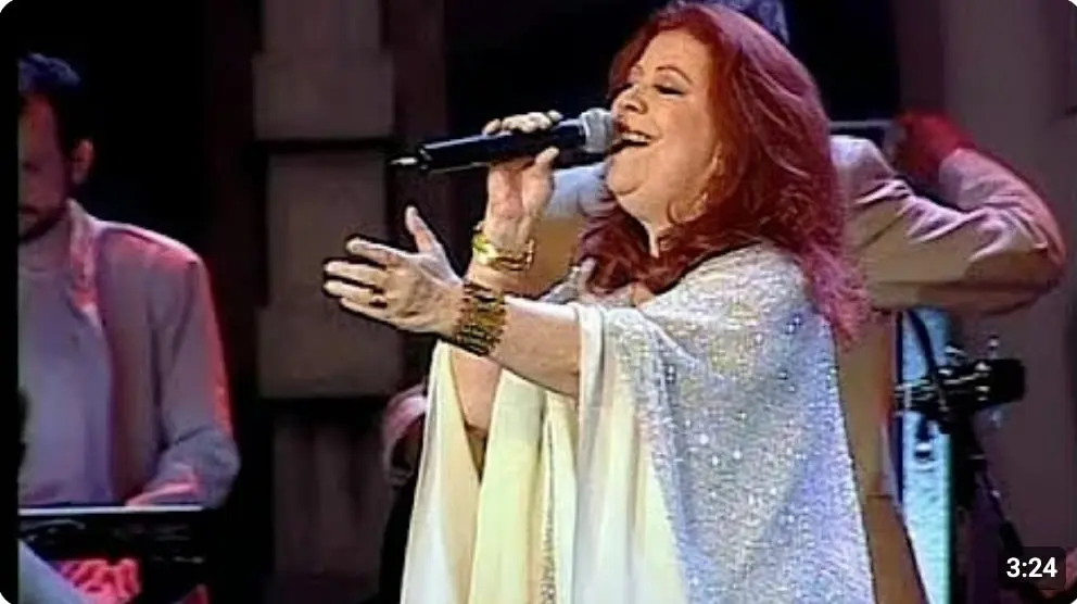 Beth_Carvalho_Adança